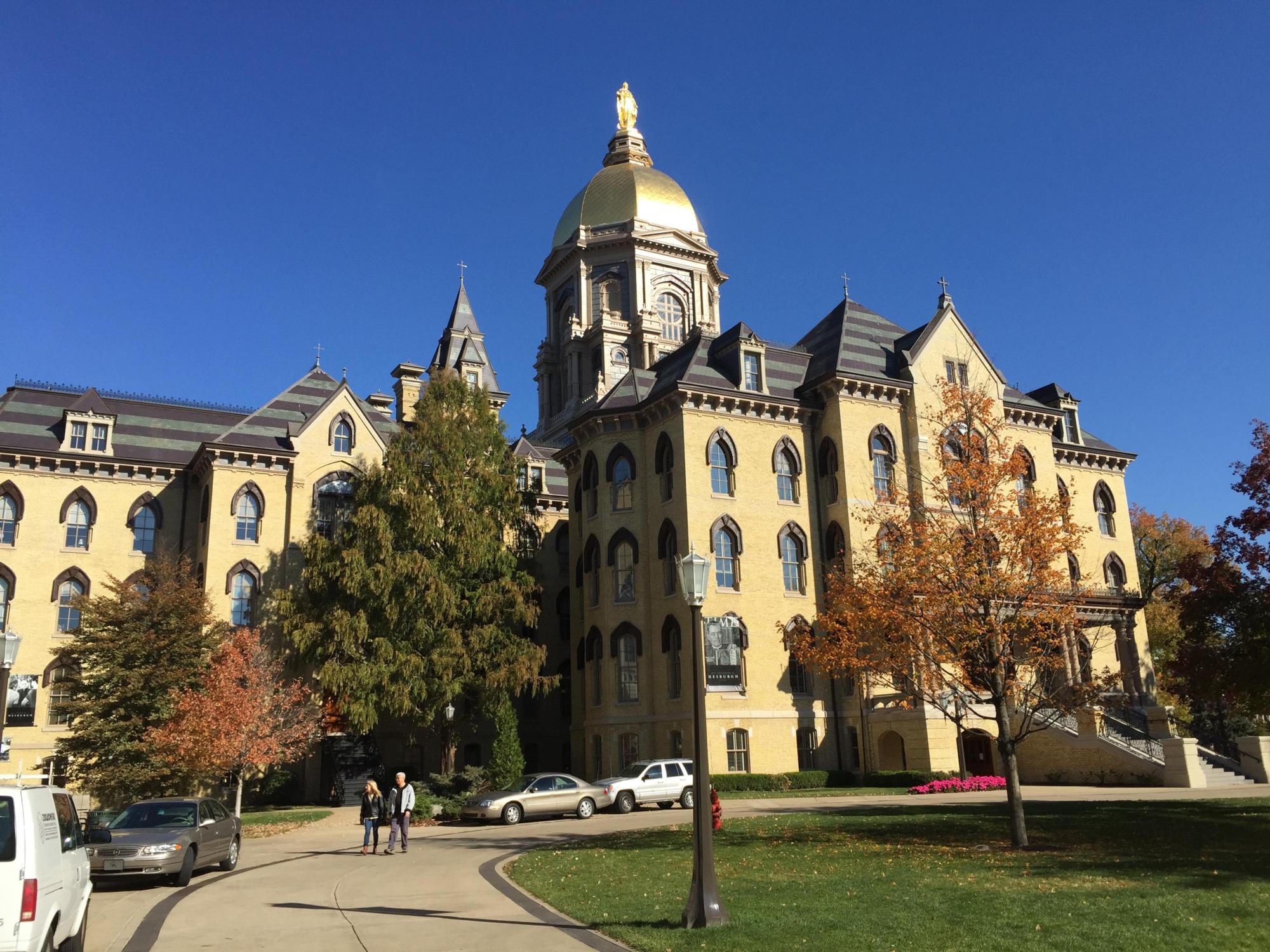Image of the yellow bricked exterior of the University of Notre Dame&rsquo;s Main Building